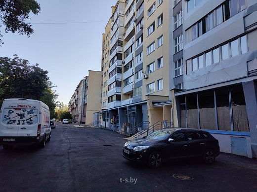 Продажа трехкомнатной квартиры, Минск, Коласа ул., 50, к. 1