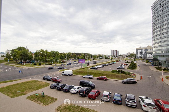 Продажа трехкомнатной квартиры, Минск, Нарочанская ул., 4 - фото 4 