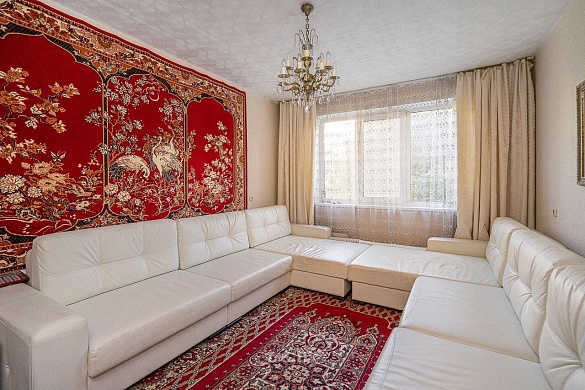 Продажа трехкомнатной квартиры, Минск, Космонавтов ул., 7, к. 1 - фото 1 