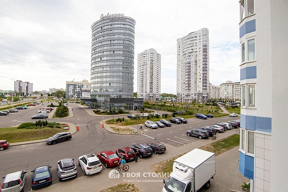 Продажа трехкомнатной квартиры, Минск, Нарочанская ул., 4 - фото 3 