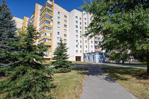 Продажа трехкомнатной квартиры, Минск, Червякова ул., 2, к. 4