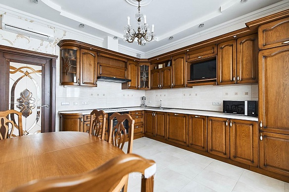 Продажа трехкомнатной квартиры, Минск, Пионерская ул., 7 - фото 2 